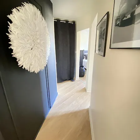 Proce - Lumineux Et Cosy, Vue Parc De Proce * Nantes